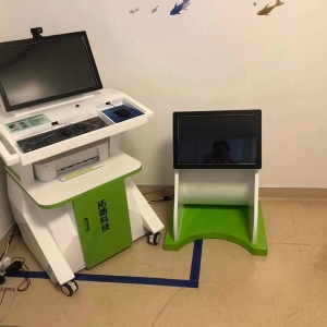在线欧美精品一区二区三区科技工程師王工和劉工兒童（tóng）體檢係統工作站裝機進行中
